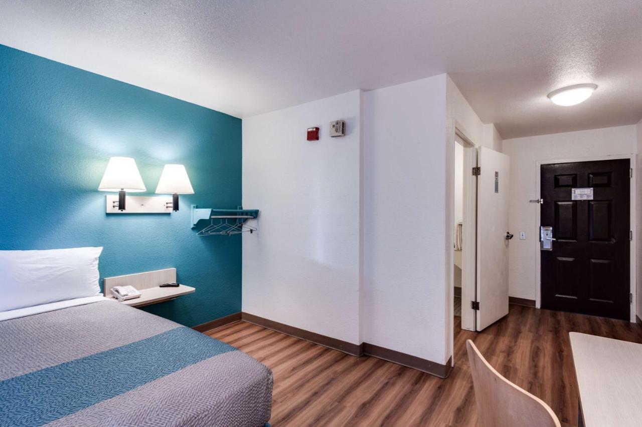 Motel 6-Spokane, Wa - West Экстерьер фото